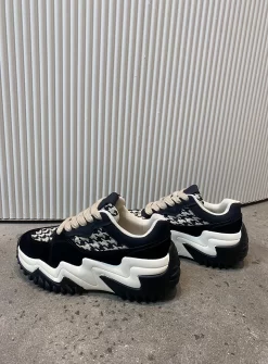 Princess Polly Sevani Houndstooth Sneakers Black