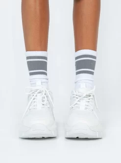 Fashion shoes -Fashion shoes 1 04e11ef3 a208 402c a83b 06dd83548c84