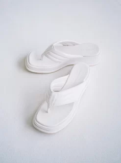 Pump It Up Platforms White 5 Pump It Up Platforms White -Fashion shoes 1 6f4613ba d6e9 48c1 800f f2a648bc61c7