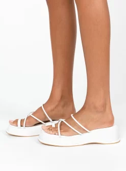 Safin Sandals White -Fashion shoes 2 09052490 c28f 4a25 b4df db28bdd2b974