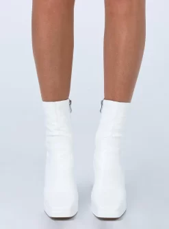 Princess Polly Eastern Boots White -Fashion shoes 2 b98be12d 01a0 4afb bf44 ea6c6497209b