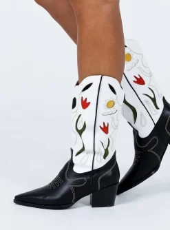 Princess Polly Rosewood Boots Black -Fashion shoes 3 0b4af4ab 4c06 4be6 9af3 d0d8e7e35f46