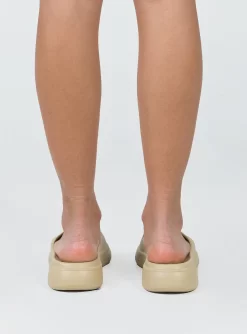 Princess Polly Havana Slides Beige -Fashion shoes 3 3e889550 3bd3 4b15 b6ca 9fbb2601c7cd