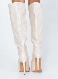 Princess Polly Leighton Boots Cream Croc -Fashion shoes 3 4 ff628e54 f189 4523 a612 d00278bc1241