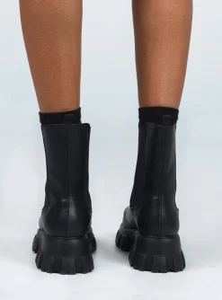 Princess Polly Lindsey Boot Black -Fashion shoes 3 705f5b38 912c 4bb3 911b 833d8ff7430f