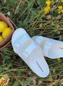 Princess Polly So Cali Flats White